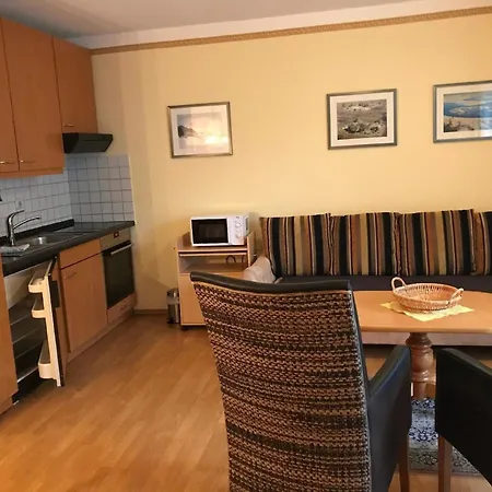 Apartmán In Mit Terrasse Oder Balkon *